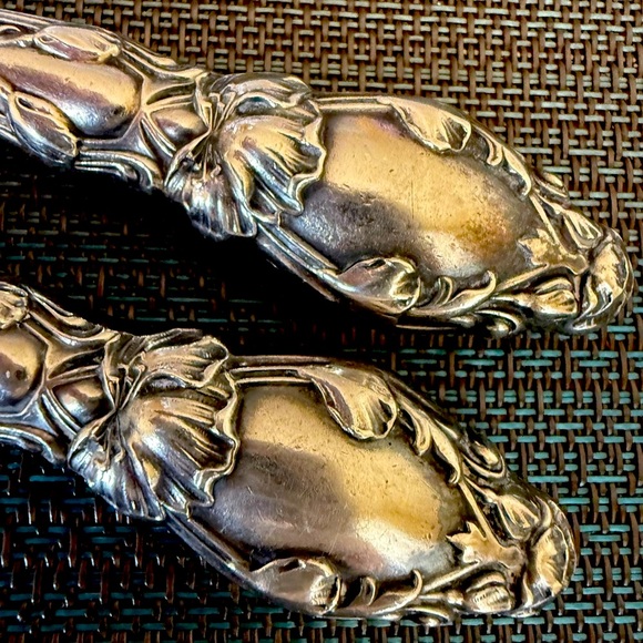 Art Nouveau Antique 2  sterling silver handle Gorham Virginia dinner knives - Picture 2 of 6